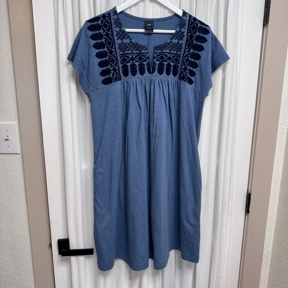 Gap Womens Blue Embroidered V-Neck Short Sleeve T-Shirt Dress with Pockets M